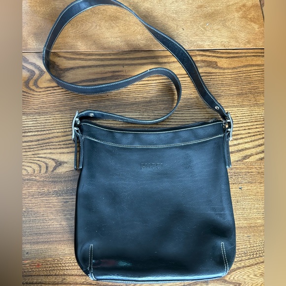 Black crossbody - Picture 3 of 6